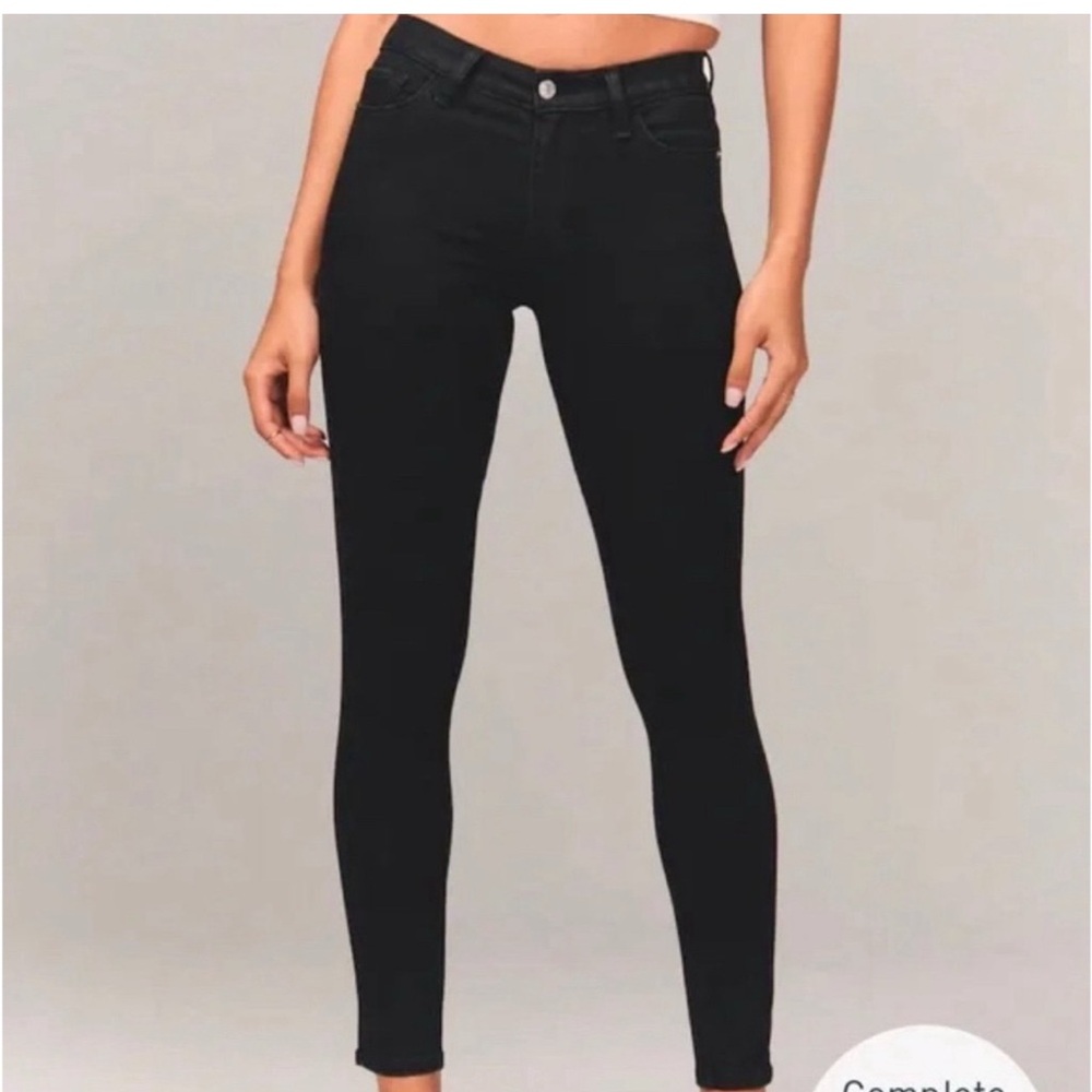 Abercrombie Mid Rise Super Skinny Jeans